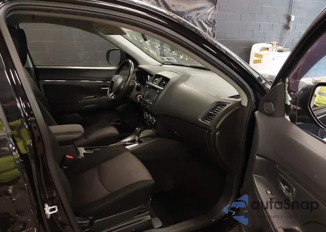 2018 Mitsubishi Outlander Sport 2.0 Le from USA, damaged, VIN JA4AP3AU8JZ024640